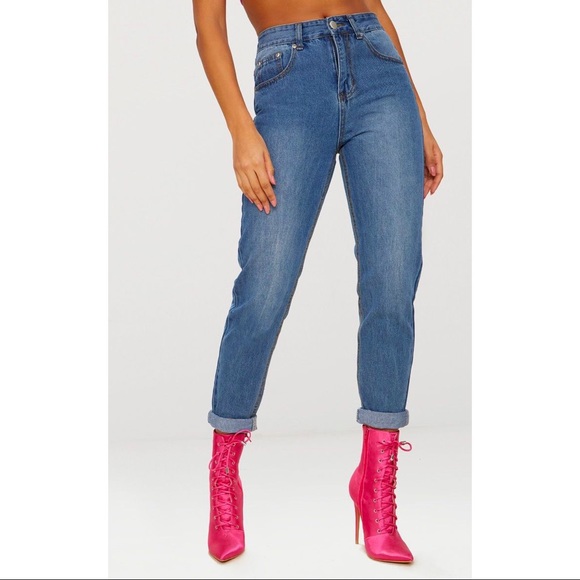 PrettyLittleThing Denim - Pretty little thing medium wash mom jean